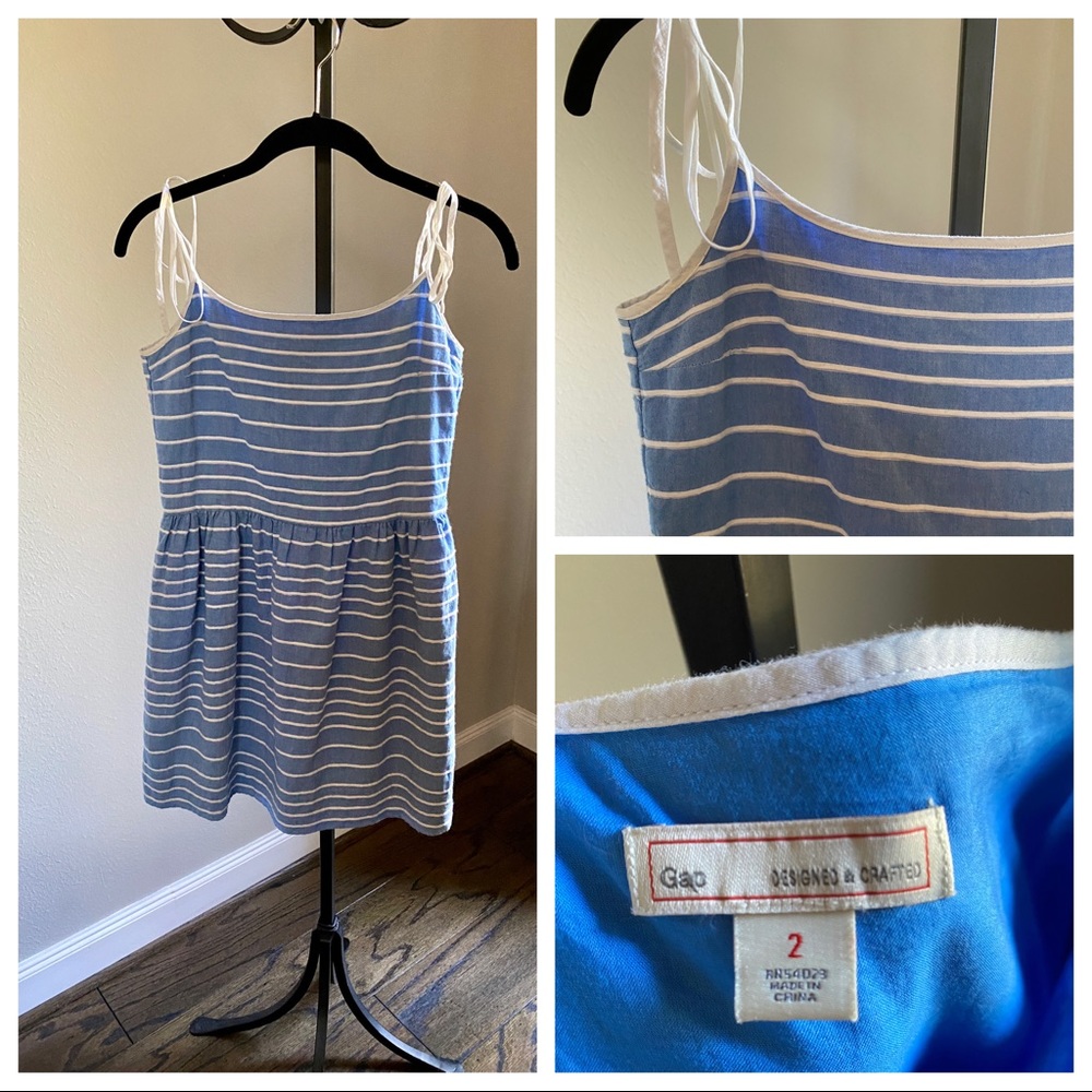GAP - Size 2 Blue & White Sundress